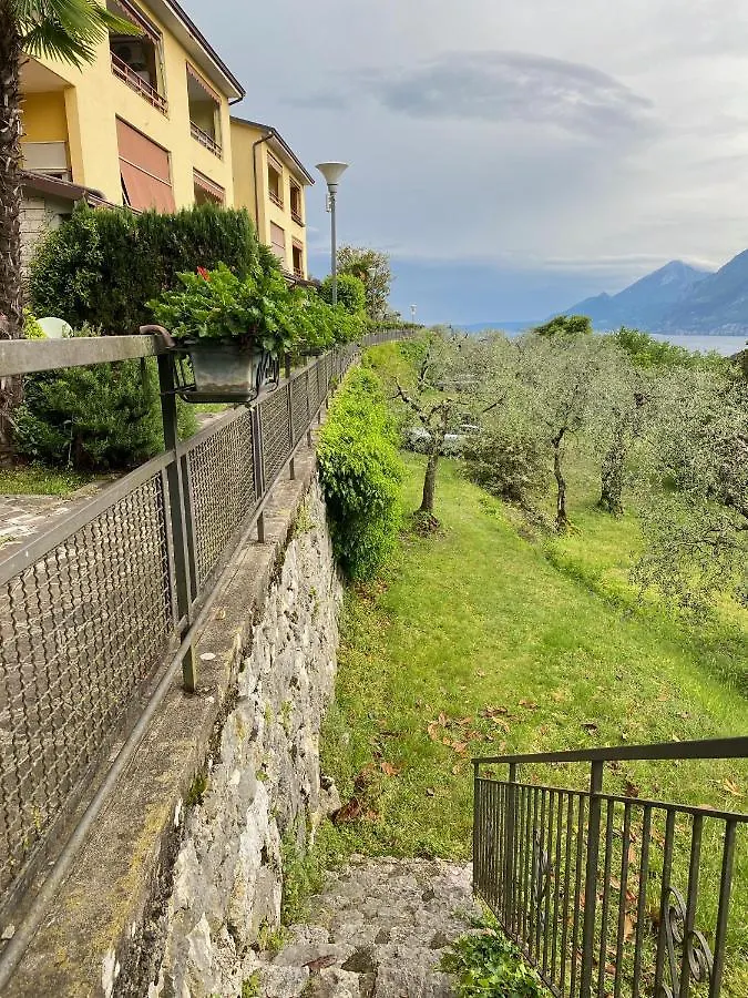 Flat In Garden Residence Resort, Malcesine, Italy Italy