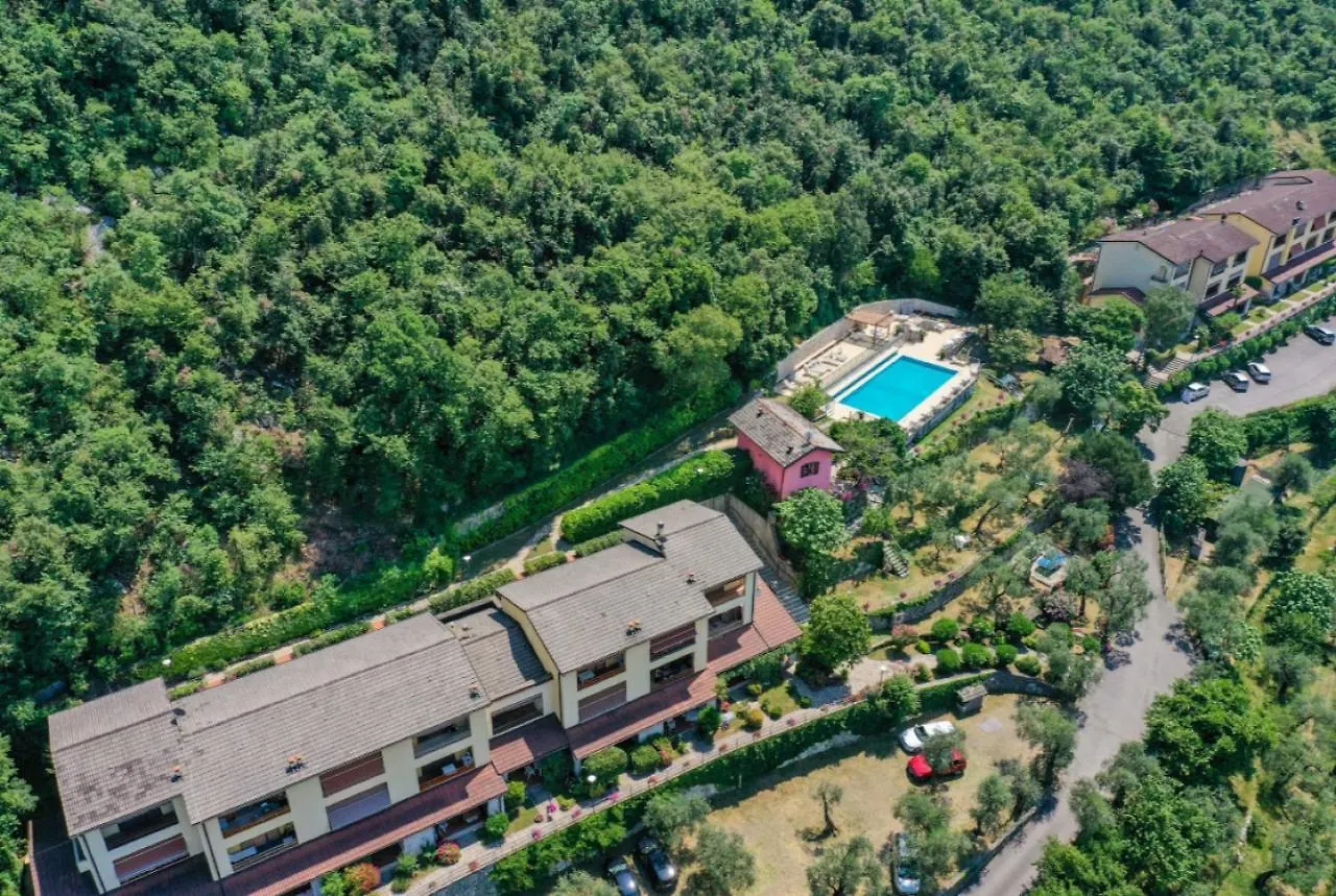 Flat In Garden Residence Resort, Malcesine, Italy Apartment Malcesine