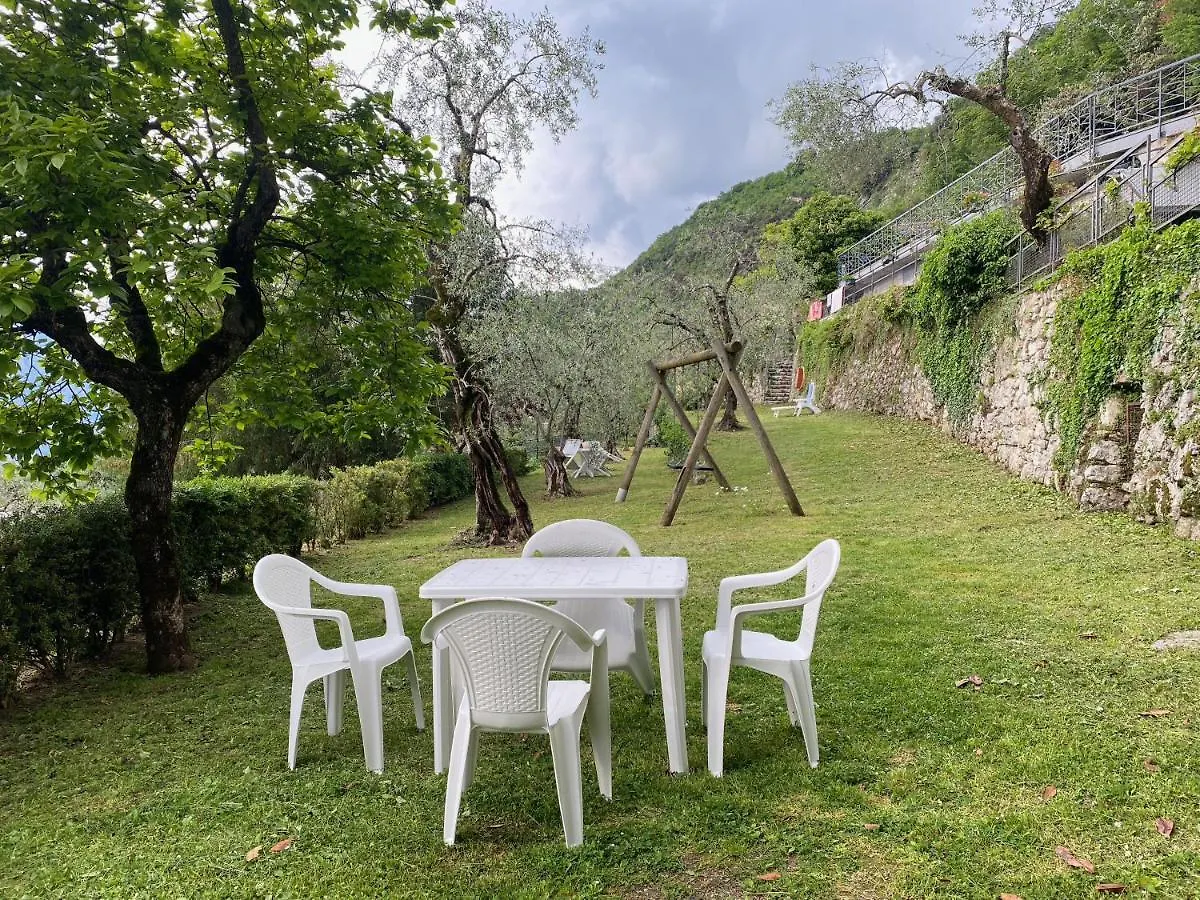 Apartment Flat In Garden Residence Resort, Malcesine, Italy