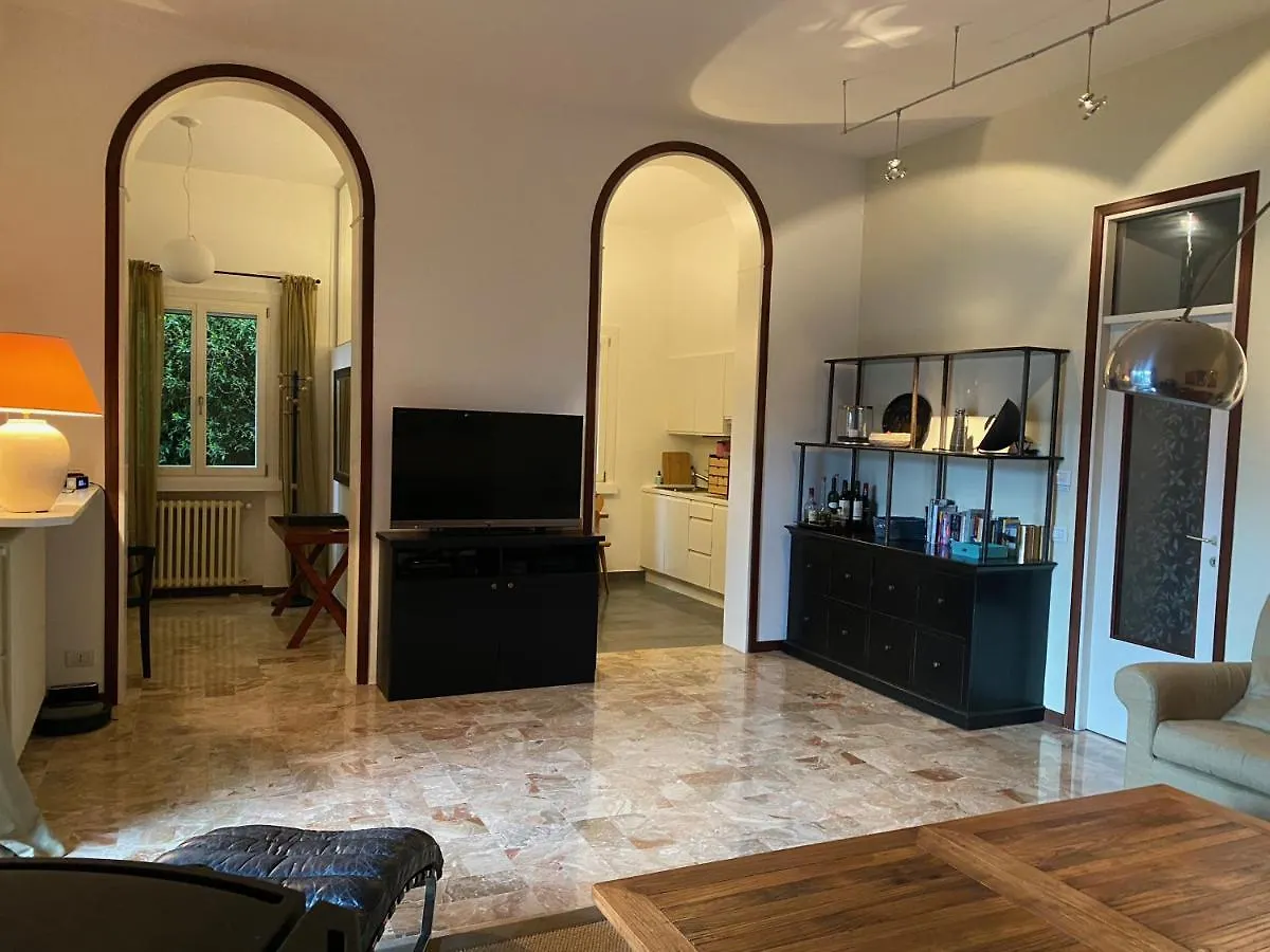 Flat In Garden Residence Resort, Malcesine, Italy Apartment