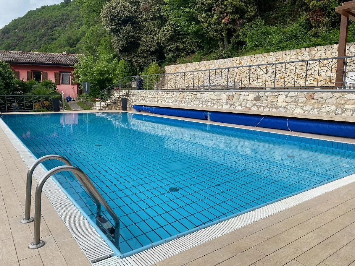 Apartment Flat In Garden Residence Resort, Malcesine, Italy